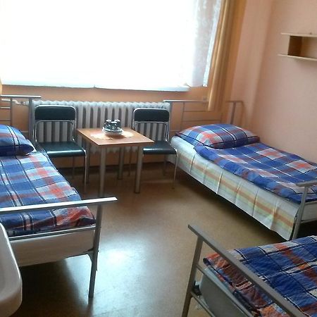 Pod Zielonym Kogutem Hostel Дужники Здрой Стая снимка